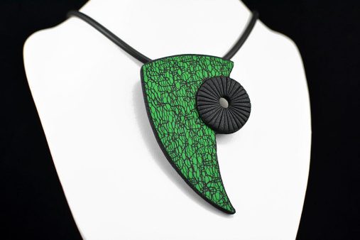 unikatna zelena verižica Metrik + Unika Nakit