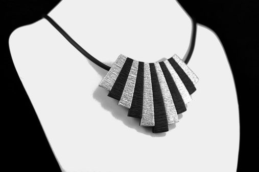 elegant verižica srebrna črna + Unika Nakit