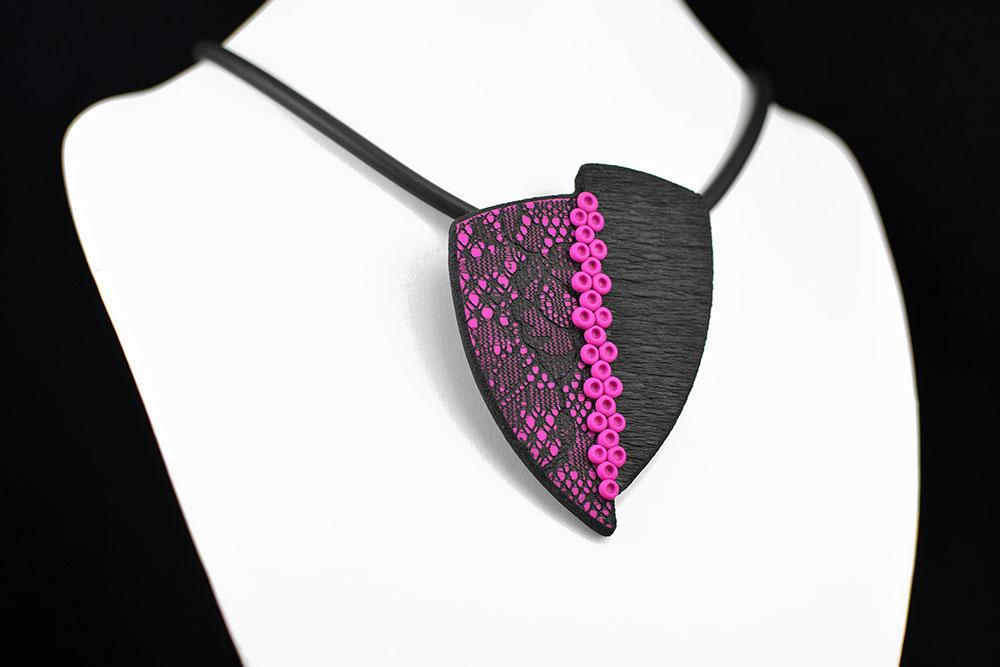 unikat pink verižica čipka + Unika Nakit