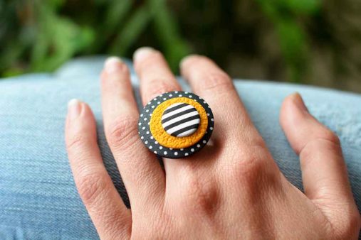 rumeni prstan Plast - Unika Nakit