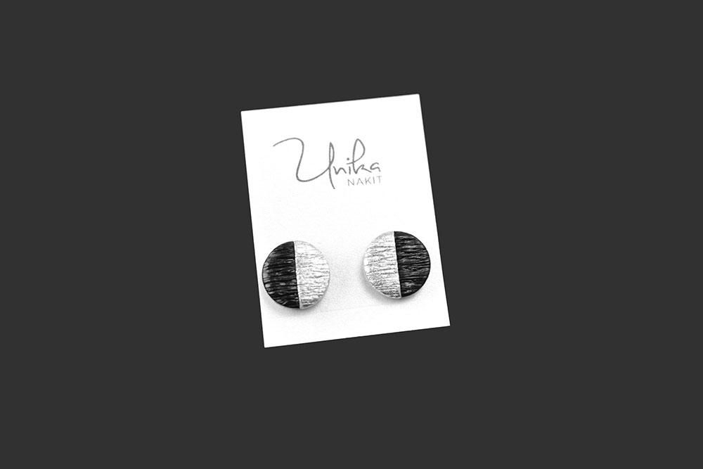 mali okrogli uhani srebrni-črni - Unika Nakit
